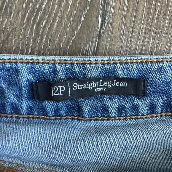 Talbots Straight Leg Curvy Jeans.  Women’s size 12P.  Excellent condition! - Picture 4 of 8